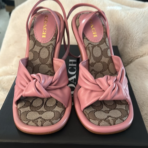 Coach sandals - Picture 2 of 3